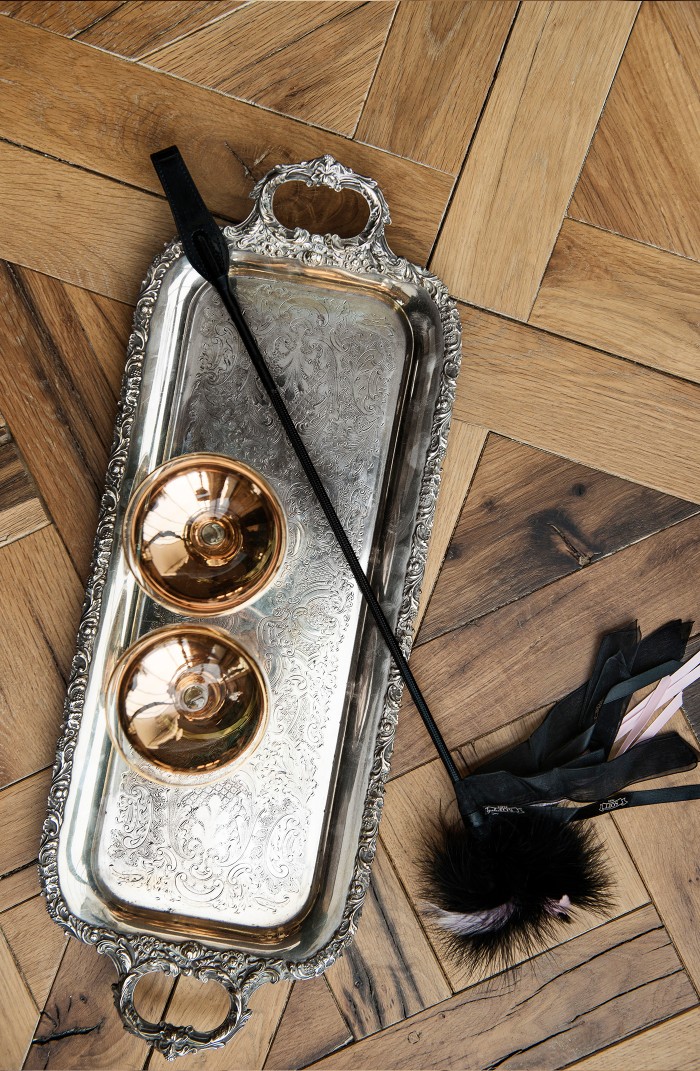 Double Jeu - Crop and tickler