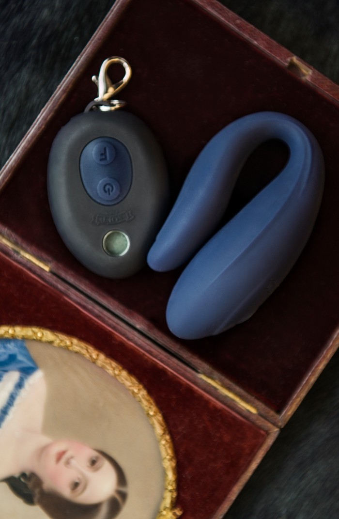 Juno - Couples Vibrator (Stormy Sky)