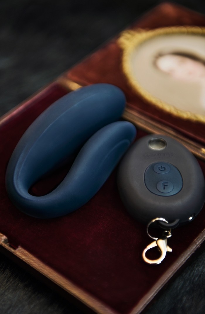 Juno - Vibromasseur pour couples. (Stormy Sky)