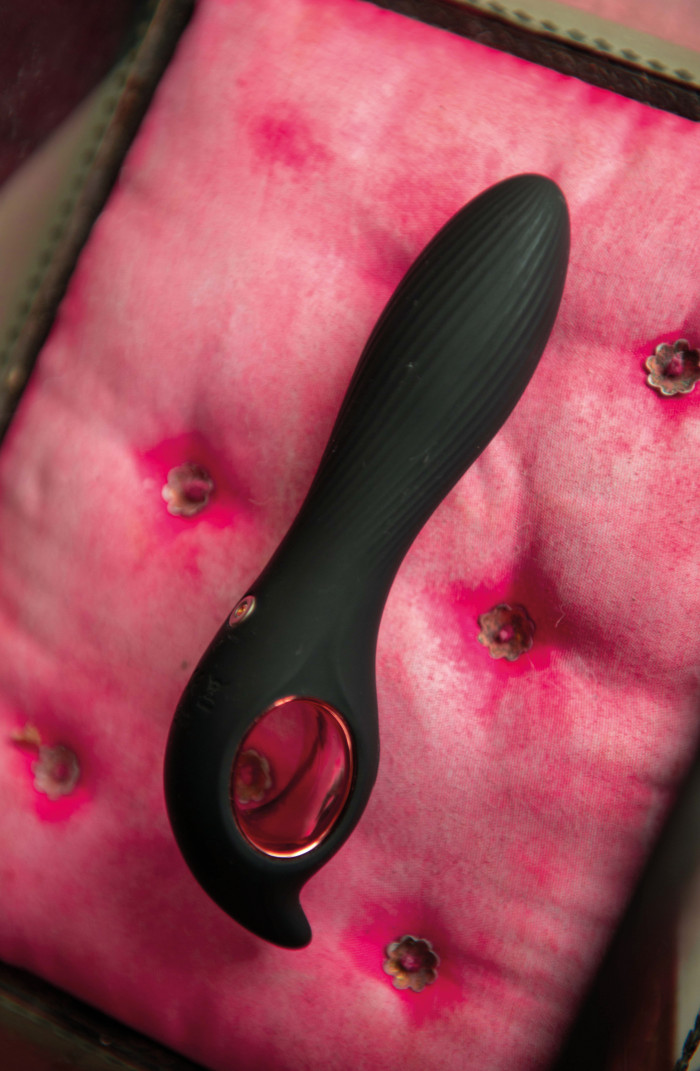 Selene - Vibromasseur - Soie du Corbeau